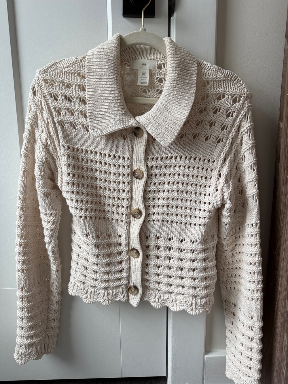 H&M Cardigan - Picture 2 of 3